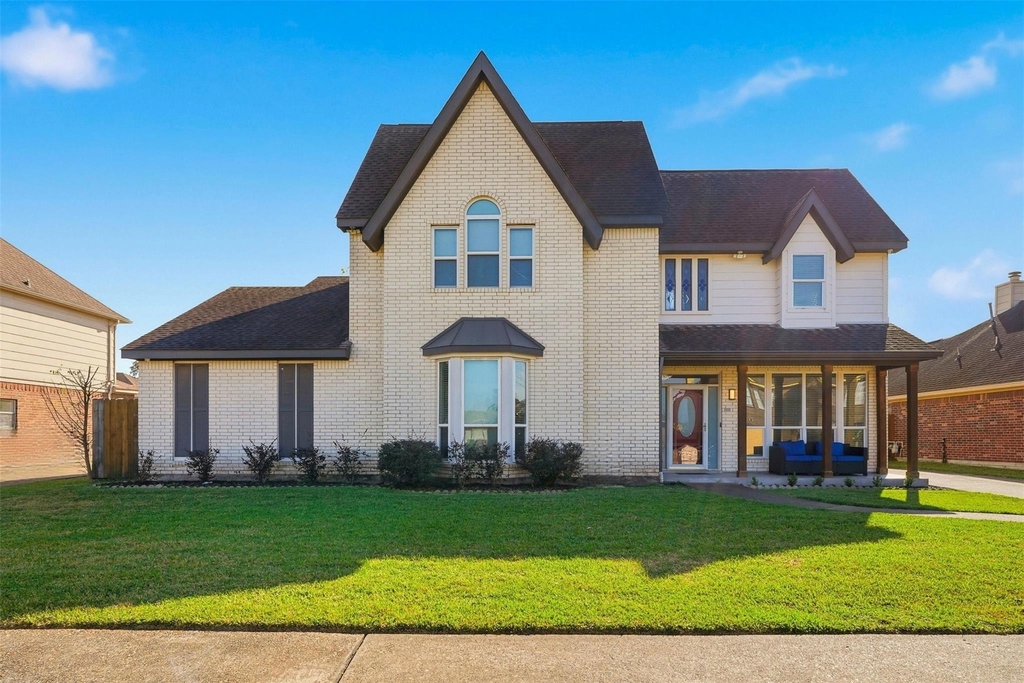 7927 Wolfield Lane - Photo 0