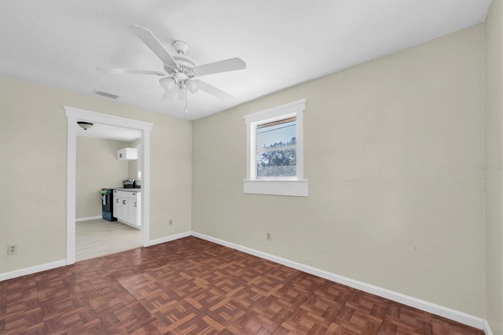 1607 18th Street E - Photo 15