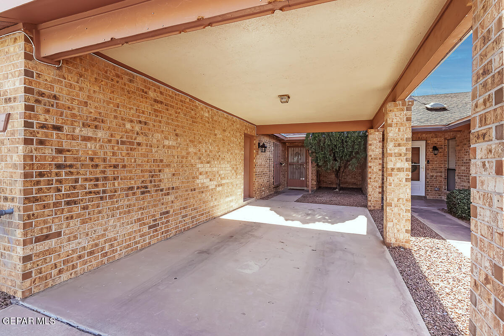 150 Silver Shadow Drive - Photo 1