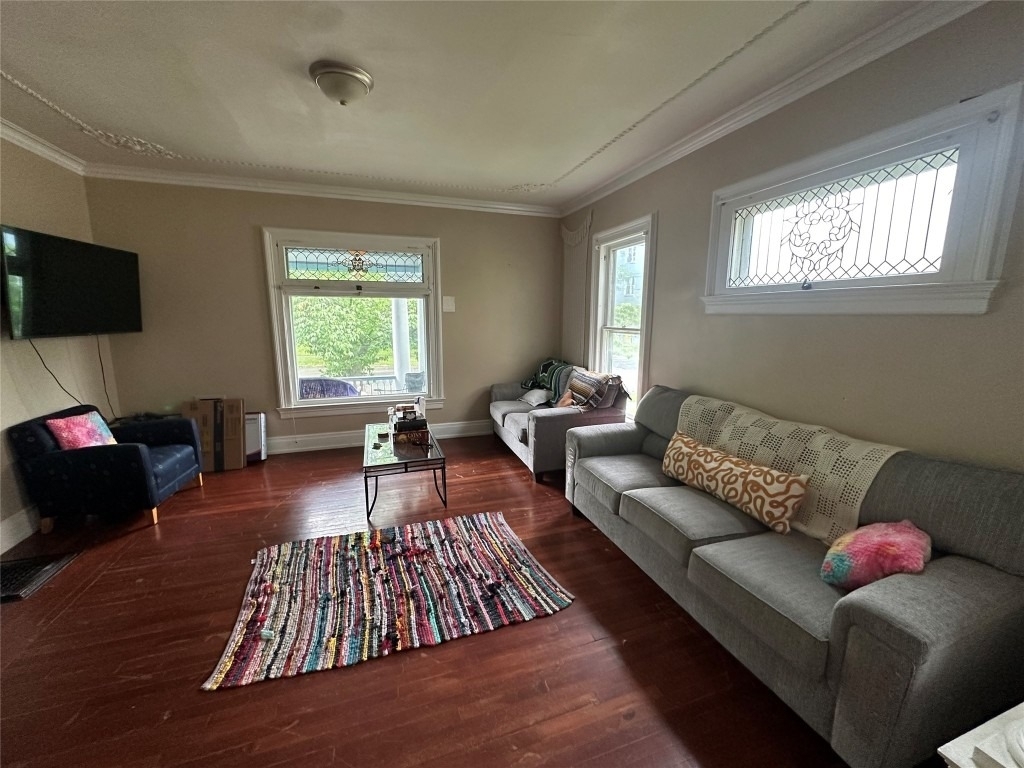 19 Edwards Street - Photo 2
