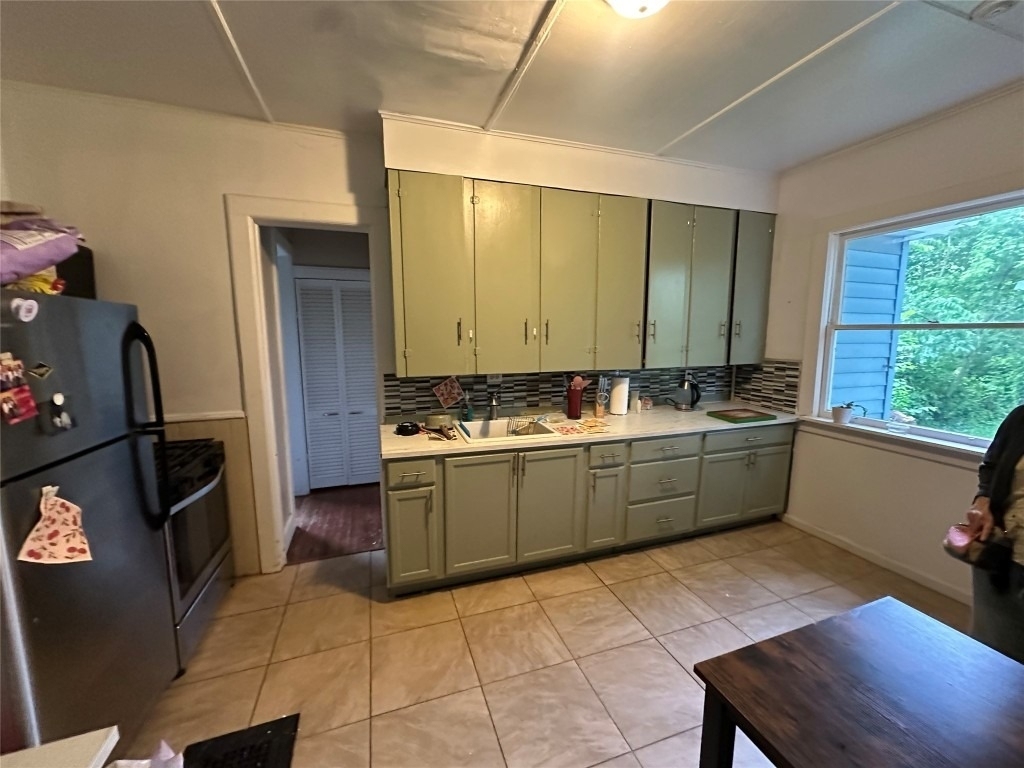 19 Edwards Street - Photo 8