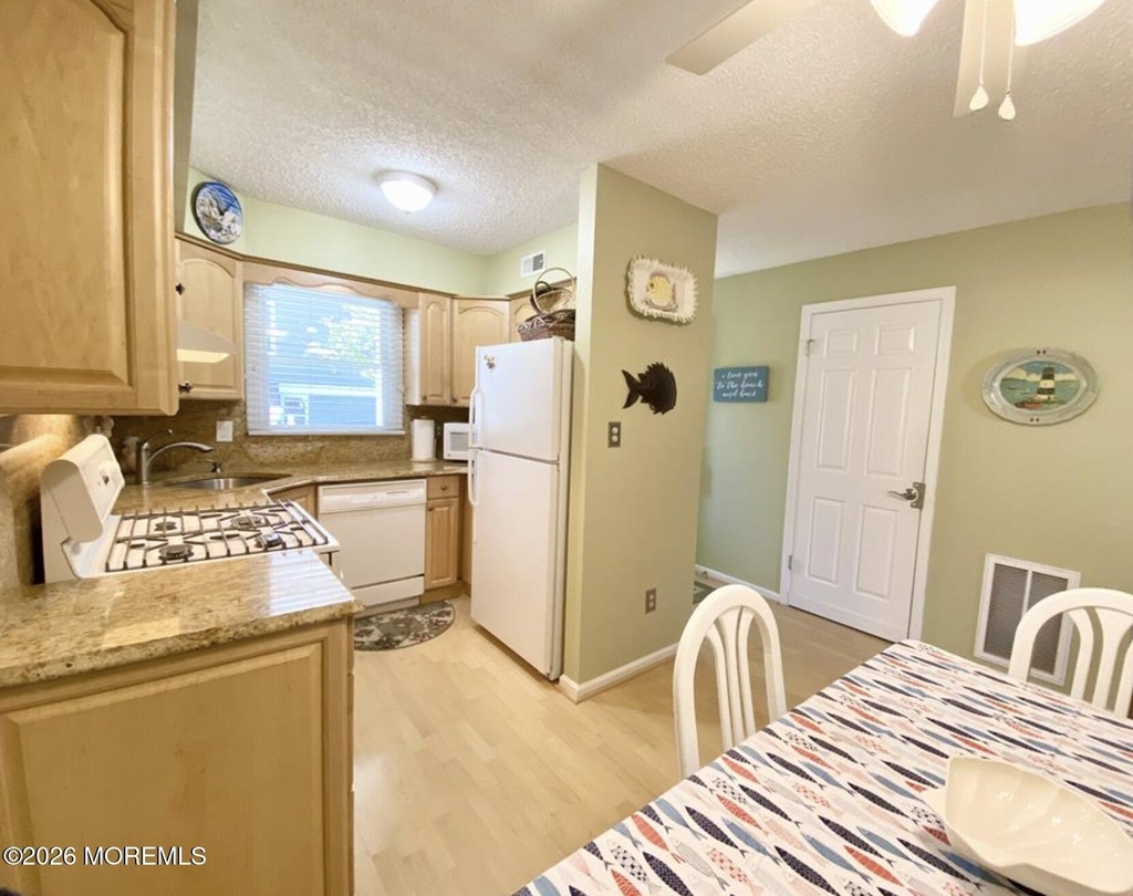 10 Se Central Avenue - Photo 5