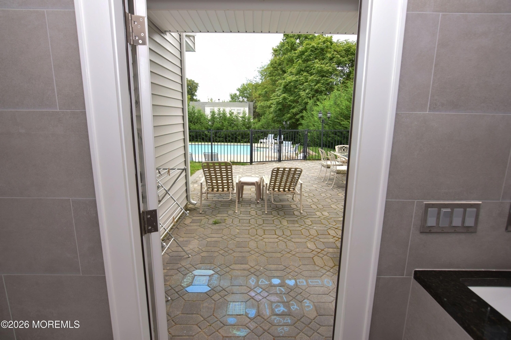 229 Lockwood Avenue - Photo 14
