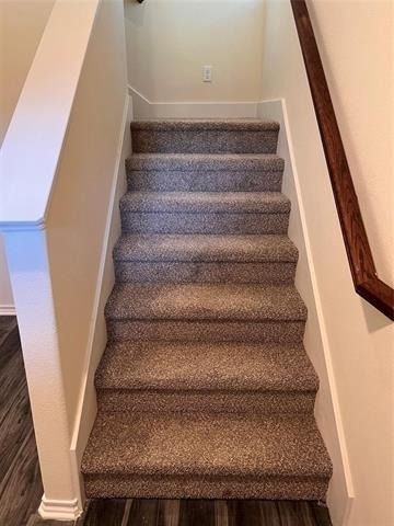 716 E 5th Street - Photo 11