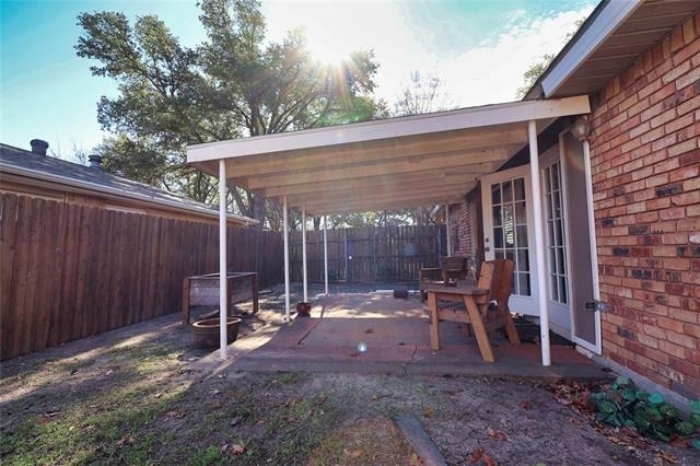 921 Middle Cove Drive - Photo 12