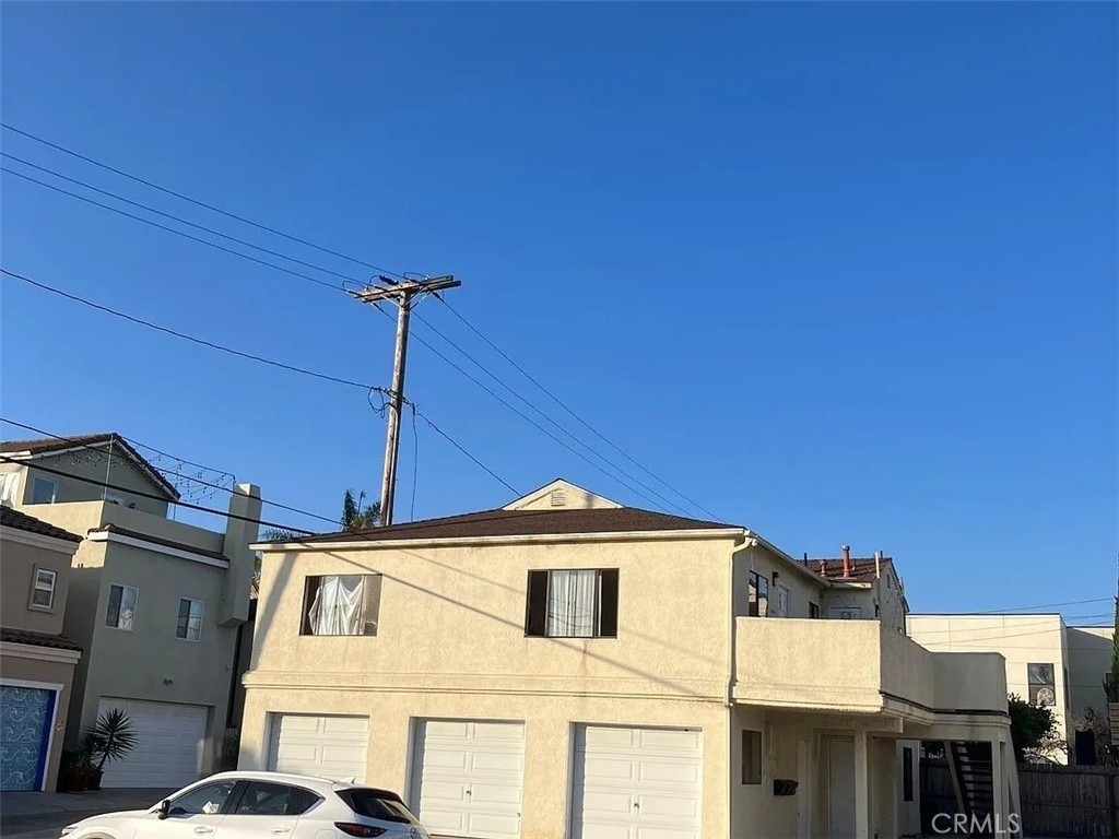 608 Olive Avenue - Photo 0
