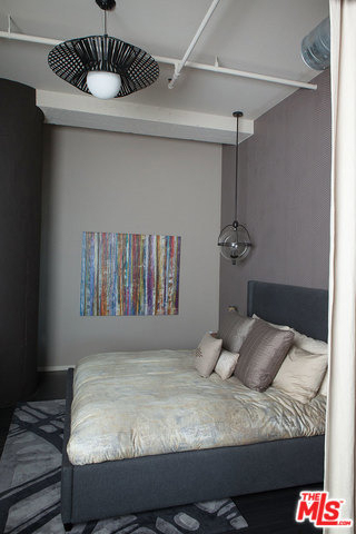 1645 N Vine Street - Photo 27