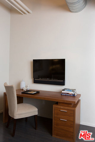 1645 N Vine Street - Photo 30