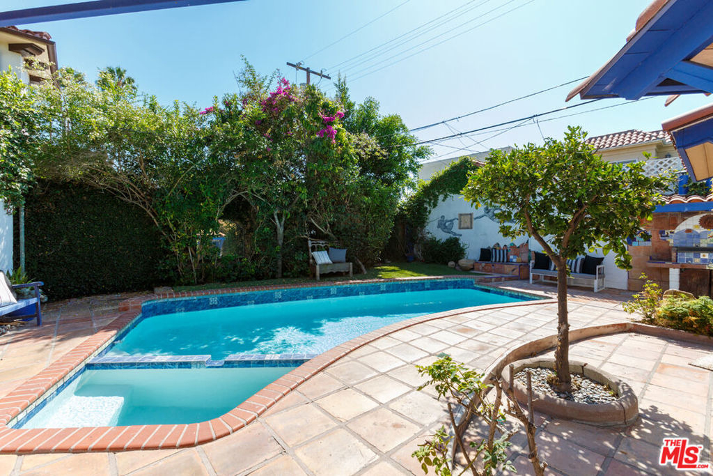 465 S Sherbourne Drive - Photo 21
