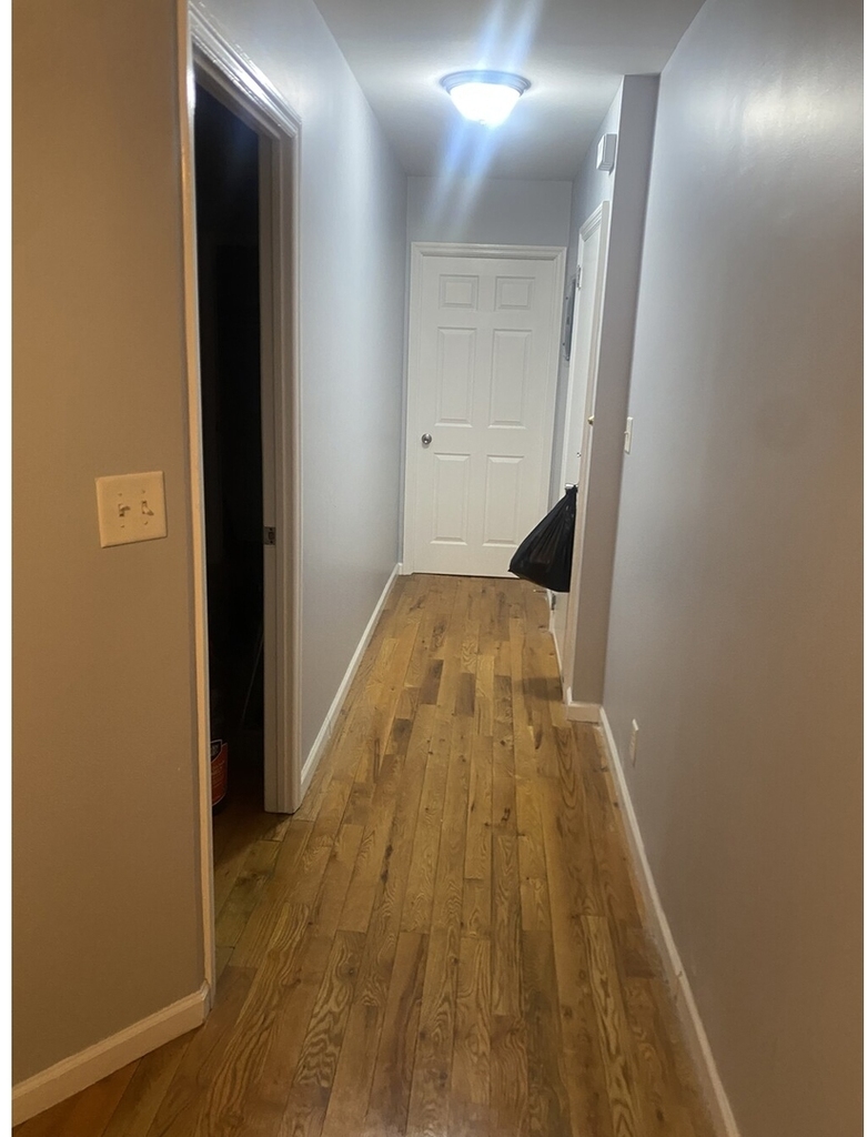 454 Lorimer St - Photo 6