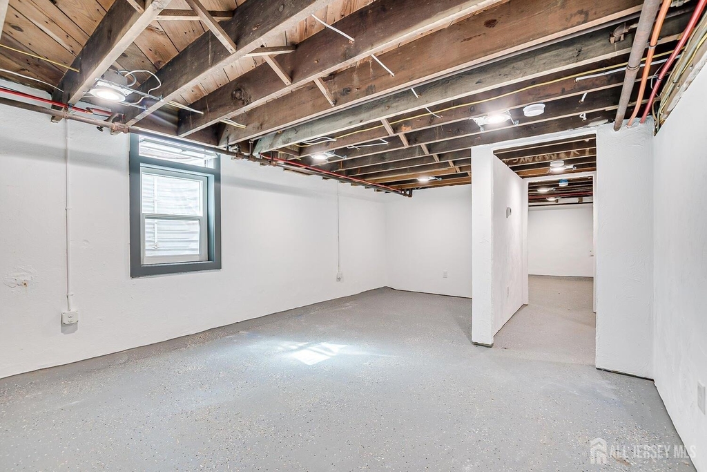 338 Buckelew Avenue - Photo 29