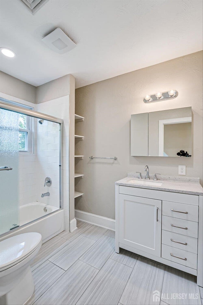 338 Buckelew Avenue - Photo 14