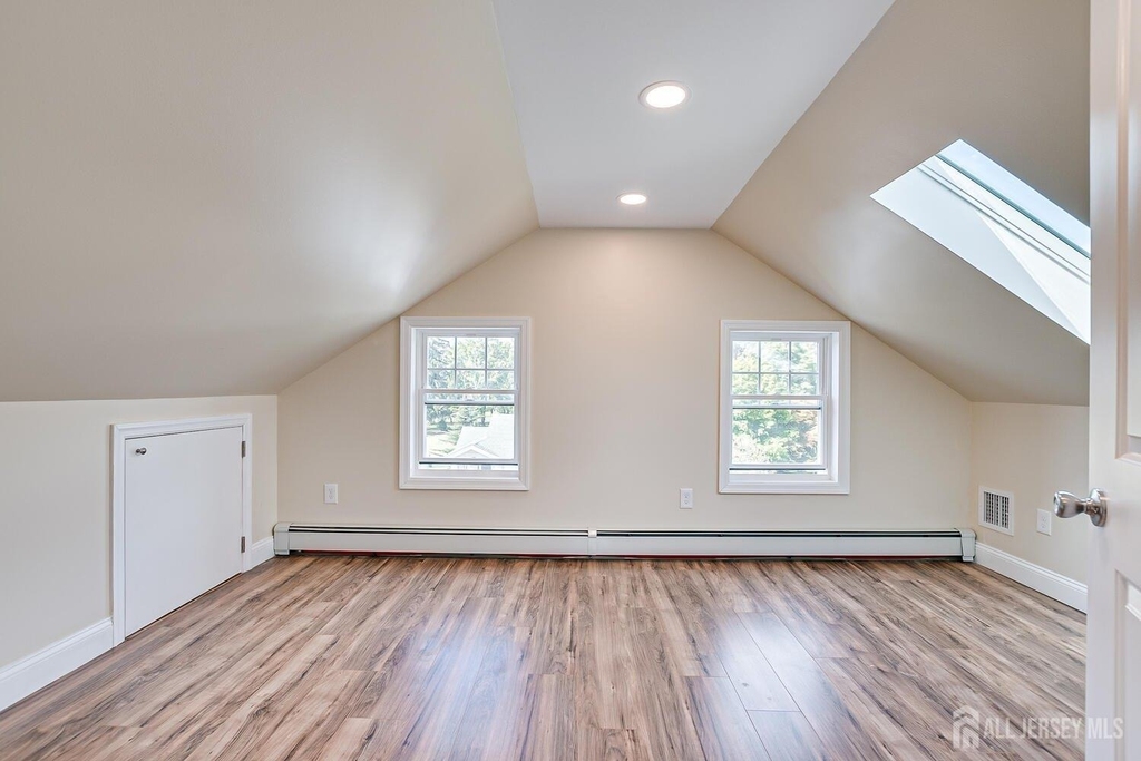 338 Buckelew Avenue - Photo 27