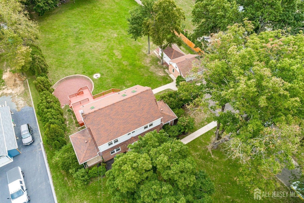 338 Buckelew Avenue - Photo 40