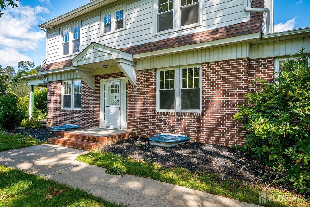 338 Buckelew Avenue - Photo 56