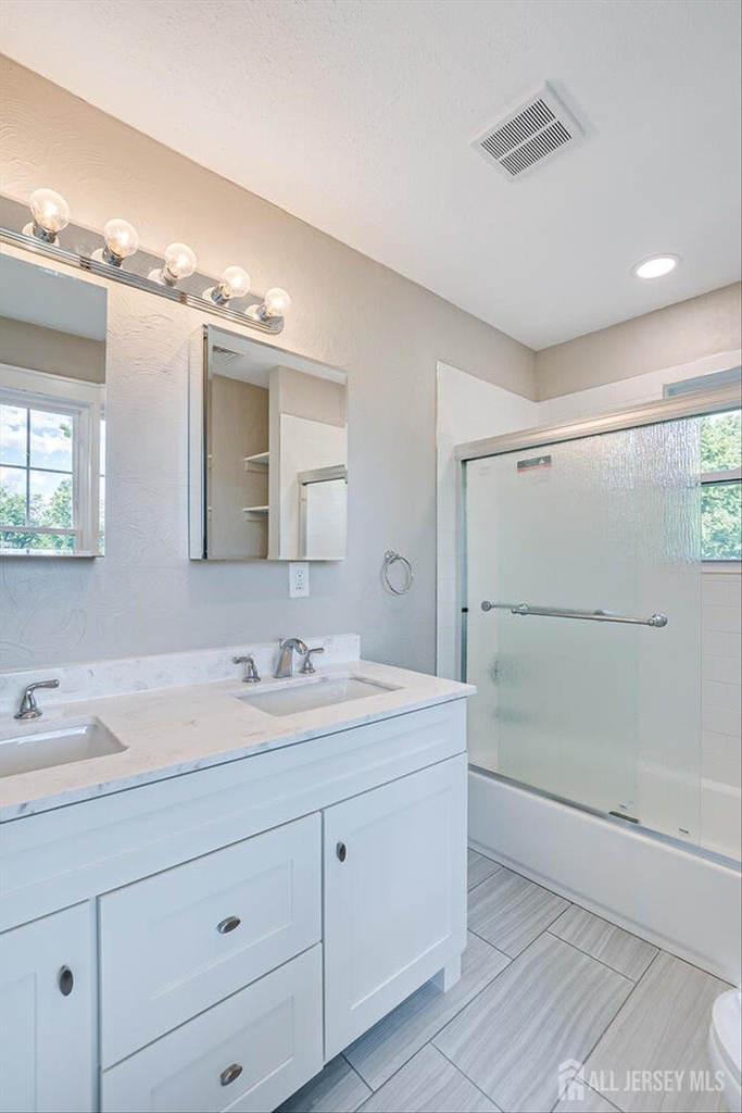 338 Buckelew Avenue - Photo 17