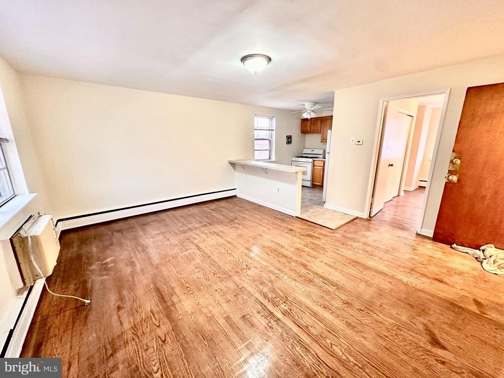 5918 Houghton Street - Photo 1