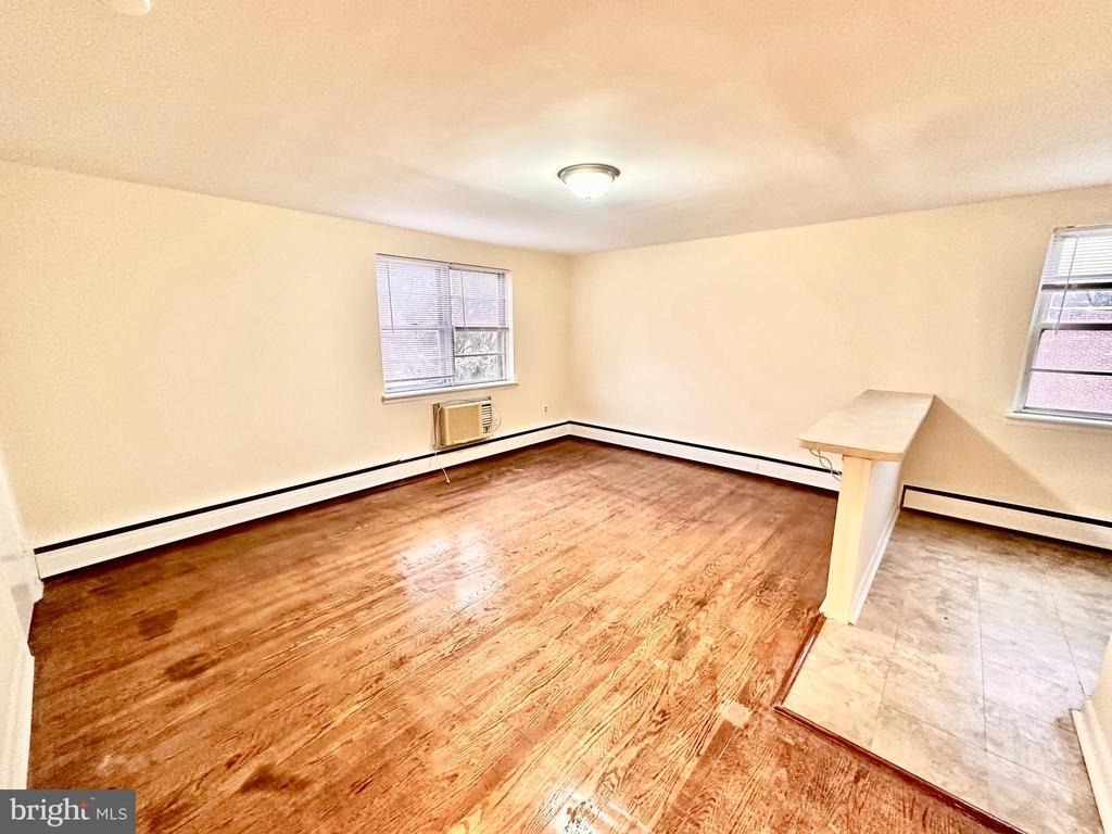 5918 Houghton Street - Photo 4