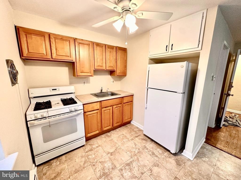 5918 Houghton Street - Photo 6