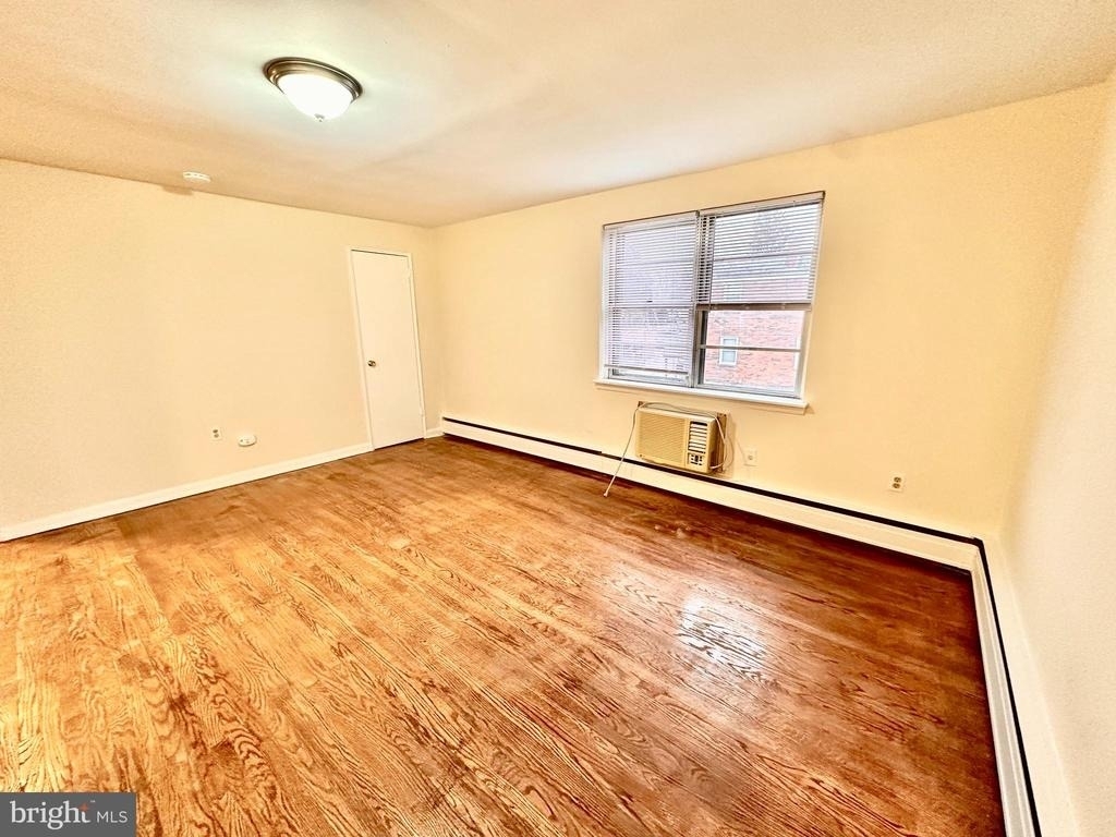 5918 Houghton Street - Photo 8
