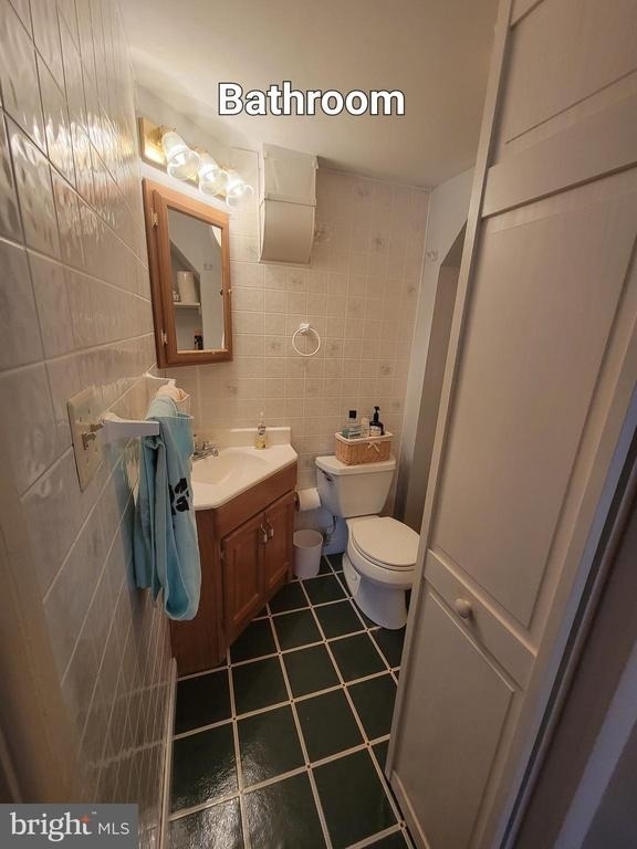 433 Elm Avenue - Photo 6
