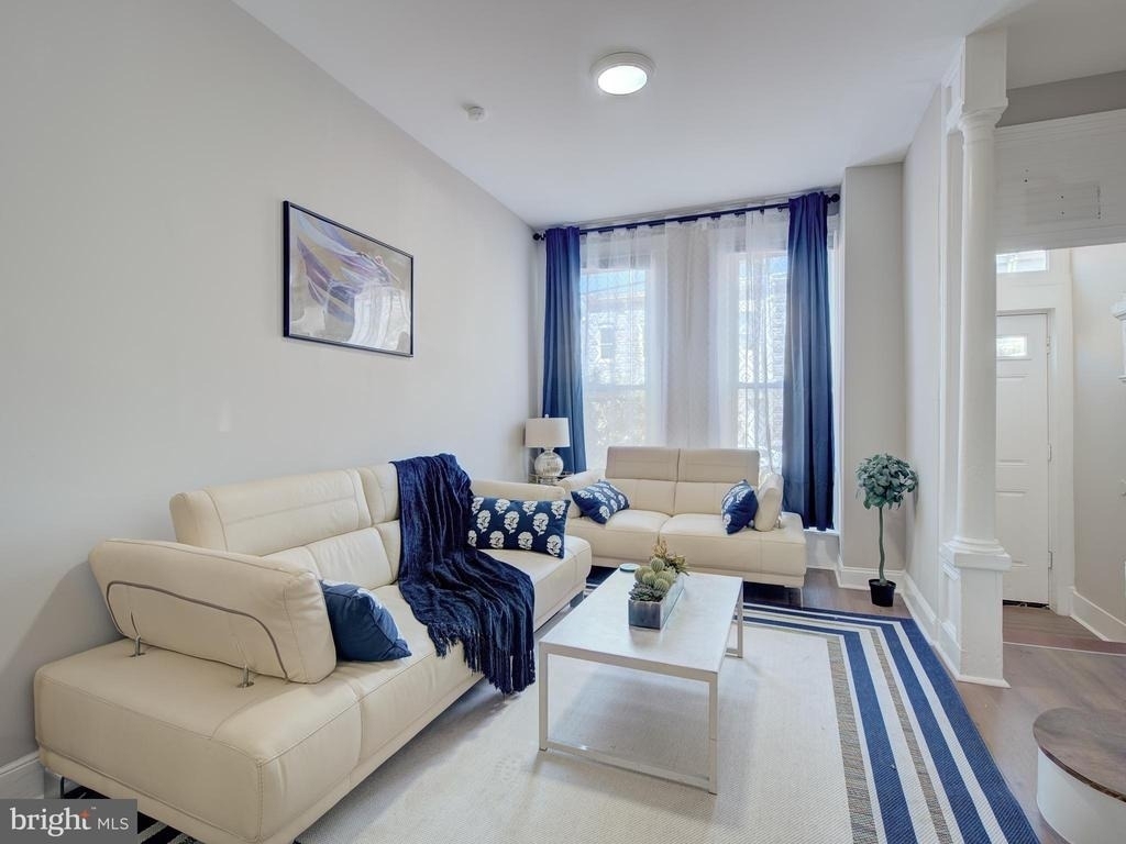 2621 E Oliver Street - Photo 6