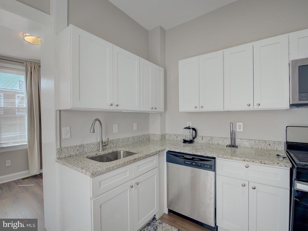 2621 E Oliver Street - Photo 23