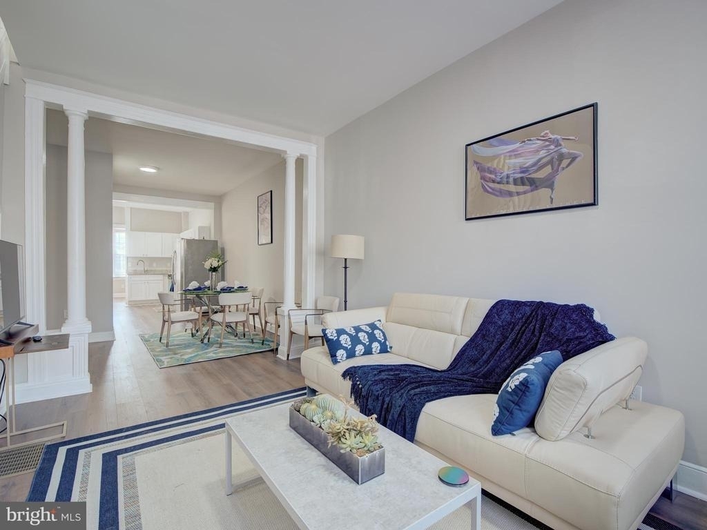 2621 E Oliver Street - Photo 9
