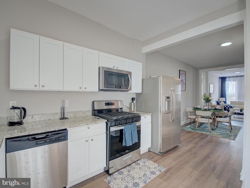 2621 E Oliver Street - Photo 22