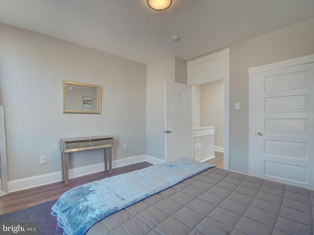 2621 E Oliver Street - Photo 31