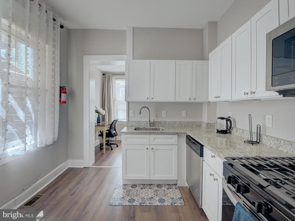 2621 E Oliver Street - Photo 24