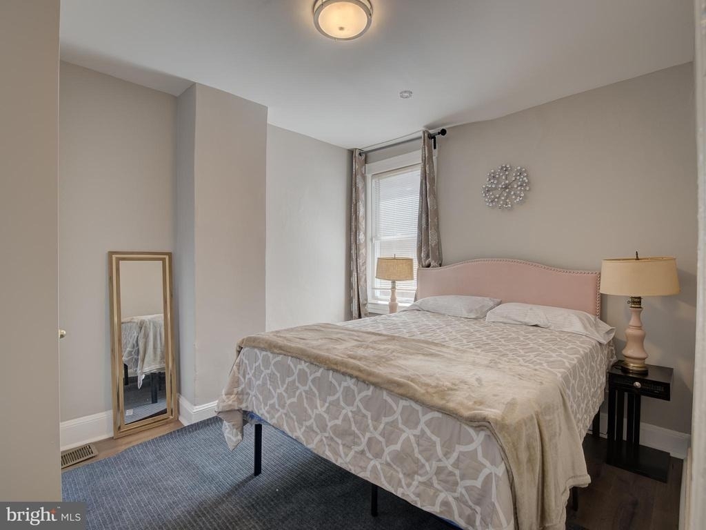 2621 E Oliver Street - Photo 34