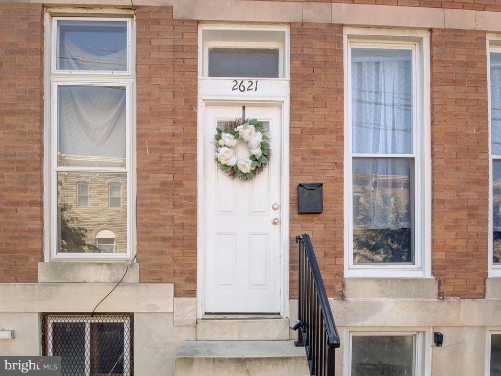 2621 E Oliver Street - Photo 3