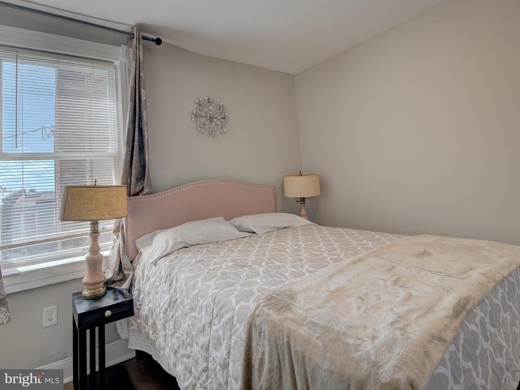 2621 E Oliver Street - Photo 36