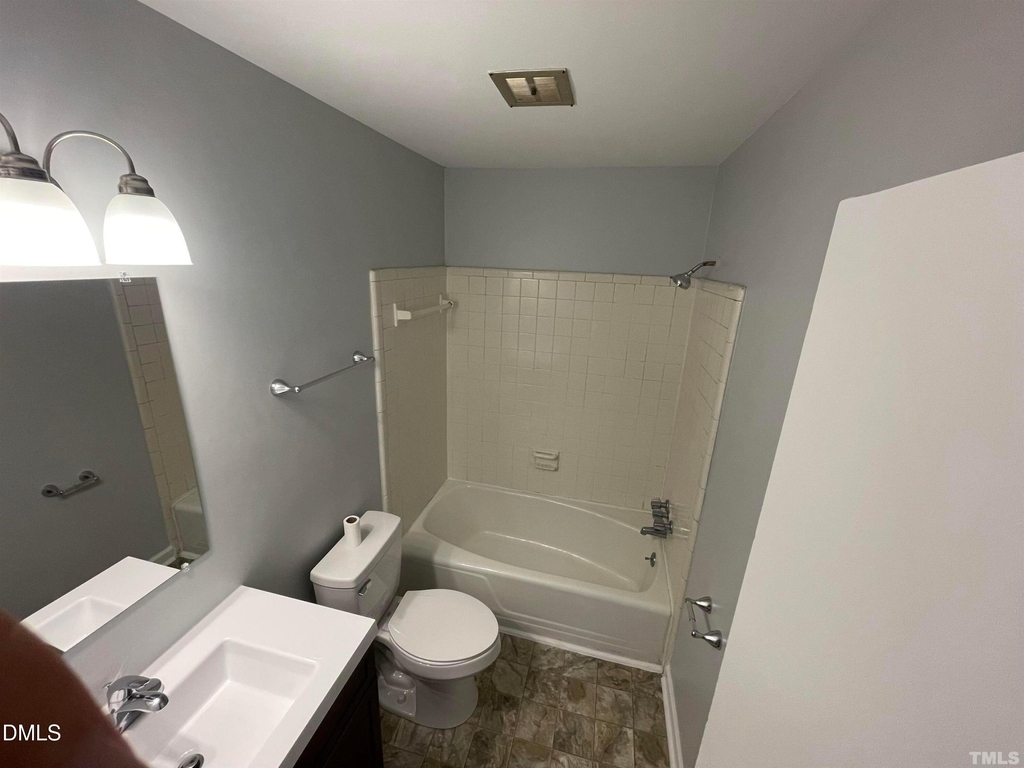 334 Clark Street - Photo 9