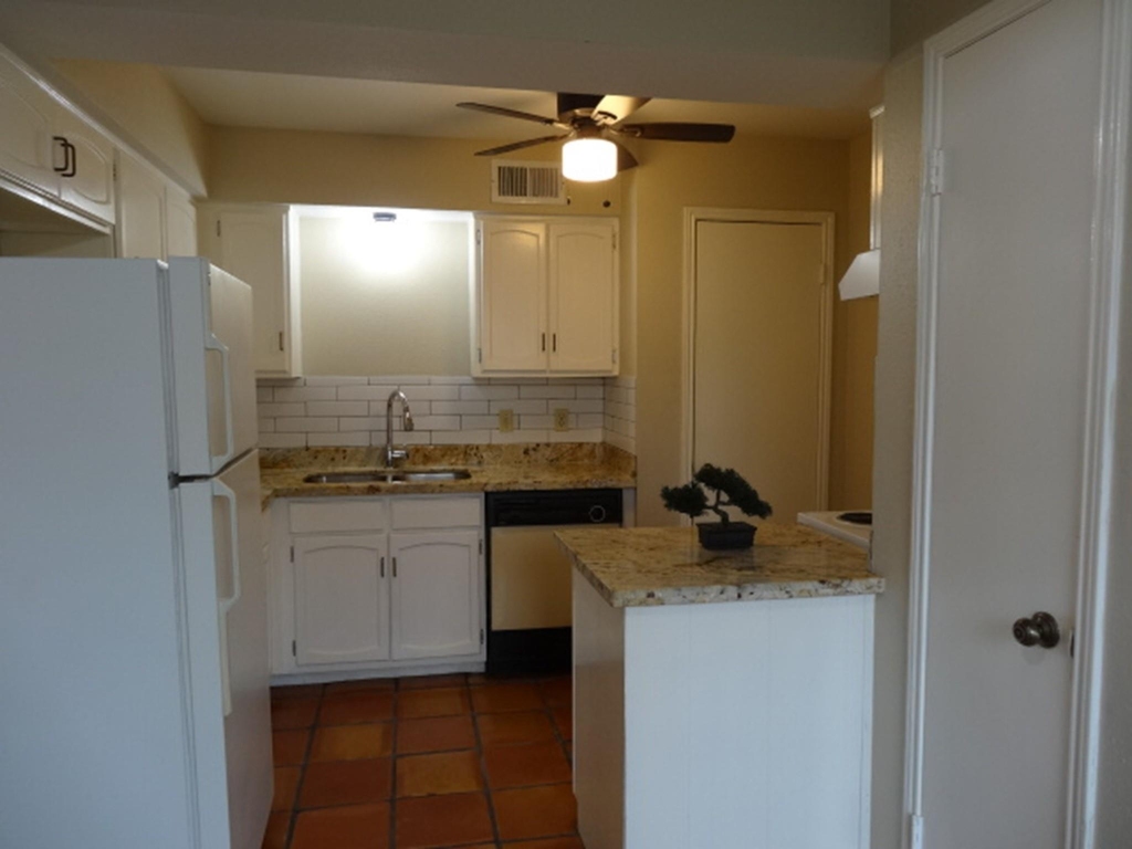 5522 Deep Forest Drive - Photo 5