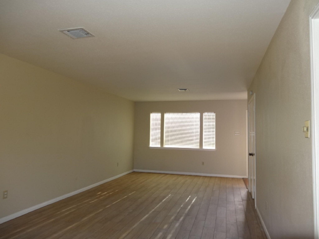 5522 Deep Forest Drive - Photo 11