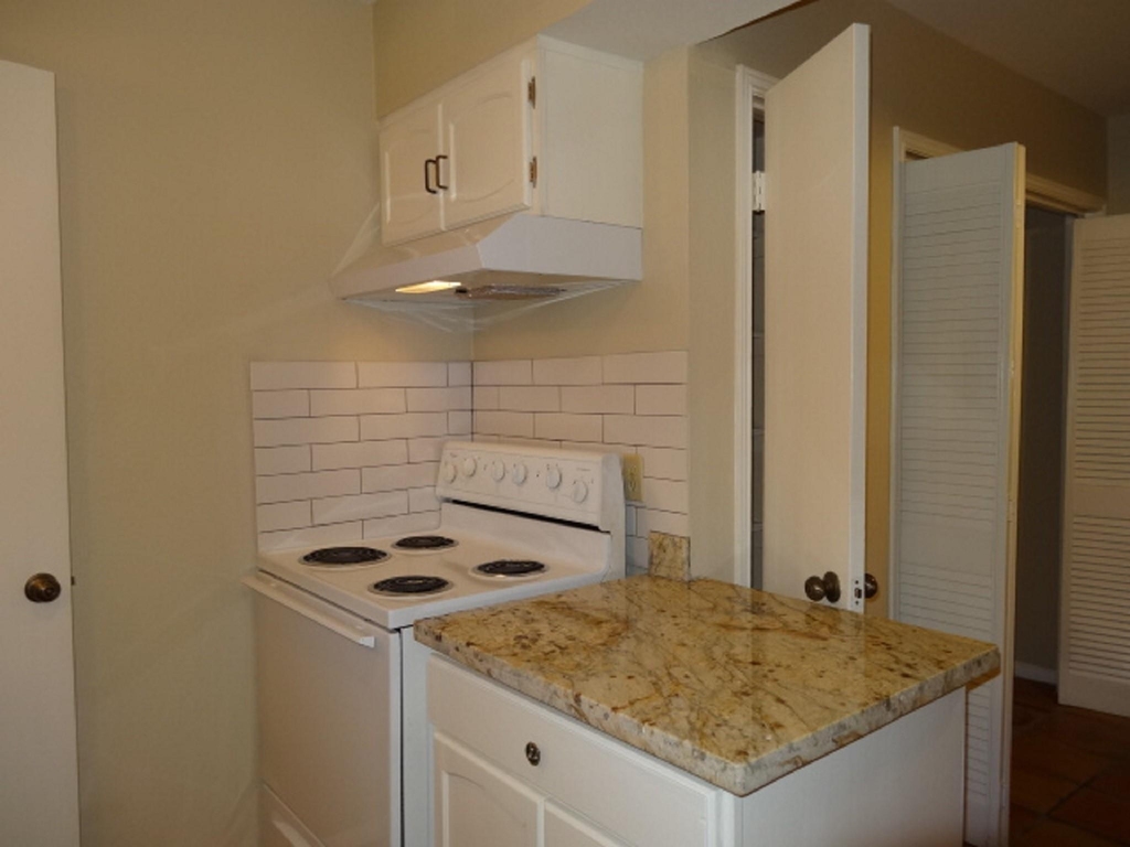 5522 Deep Forest Drive - Photo 2