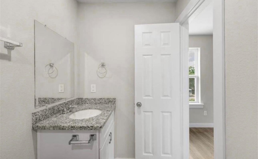 6801 Haight - Photo 3