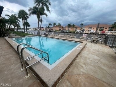 4525 Country Club Boulevard - Photo 2