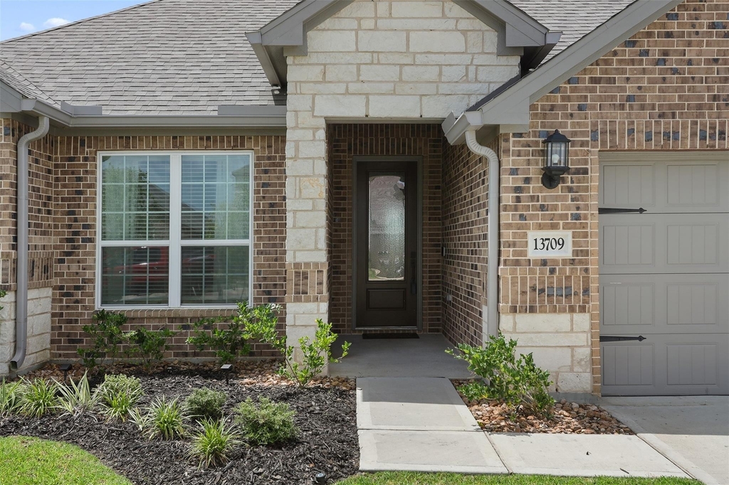 13709 Gaff Rig Drive - Photo 3