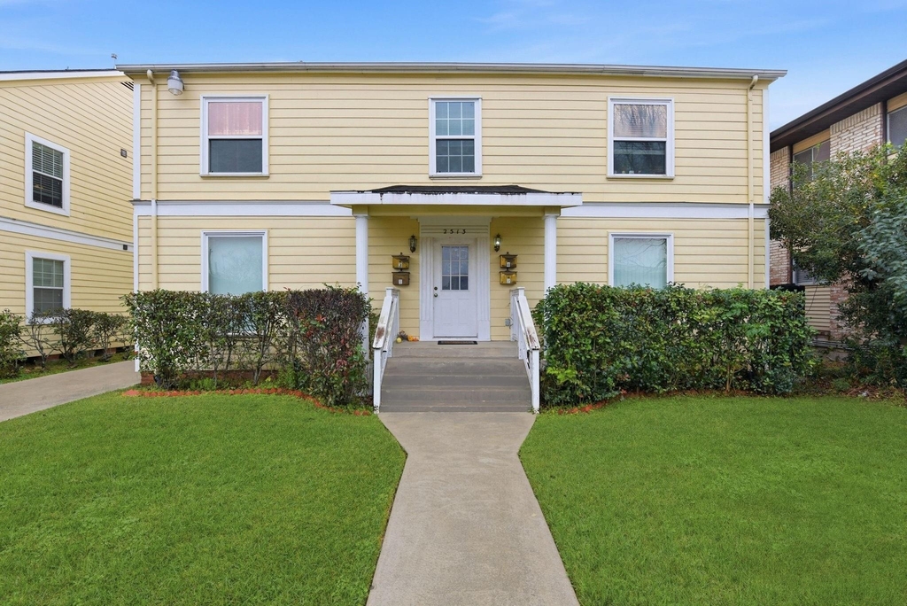 2513 Shakespeare Street - Photo 3