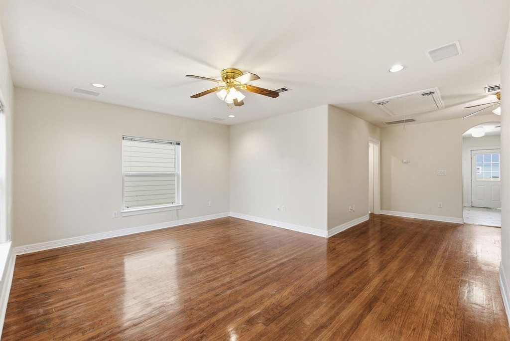 2513 Shakespeare Street - Photo 13