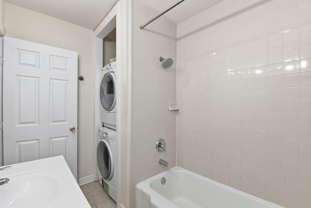 2513 Shakespeare Street - Photo 22