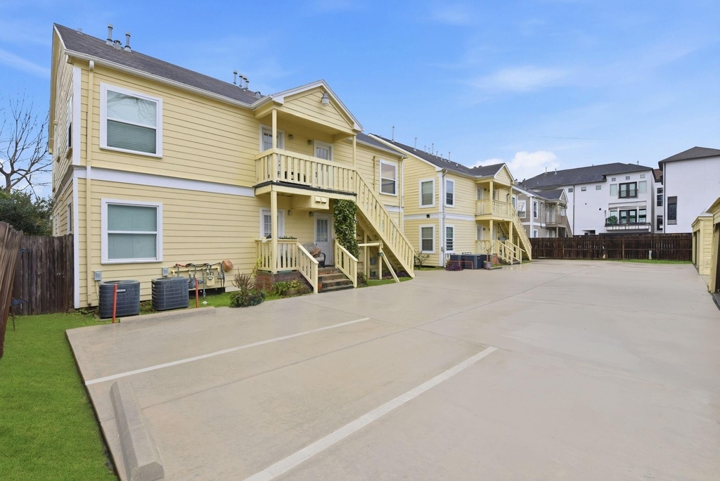 2513 Shakespeare Street - Photo 25