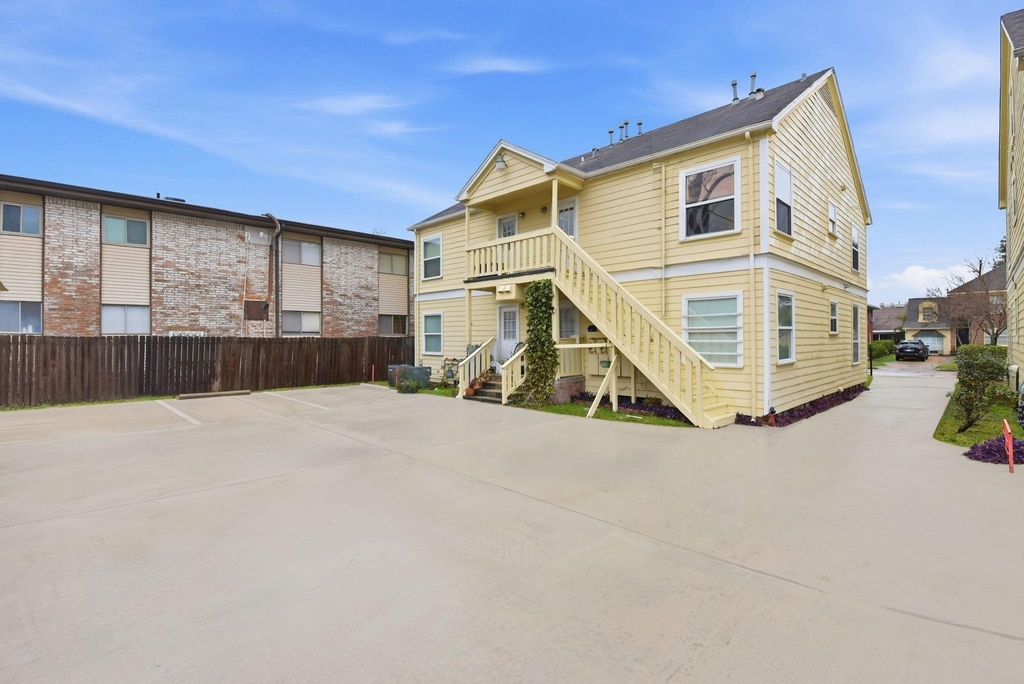 2513 Shakespeare Street - Photo 24
