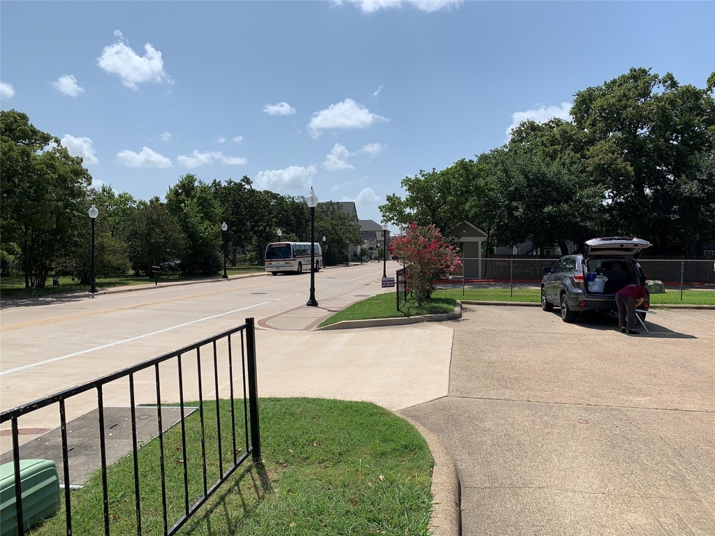 4100 College Main Street - Photo 11