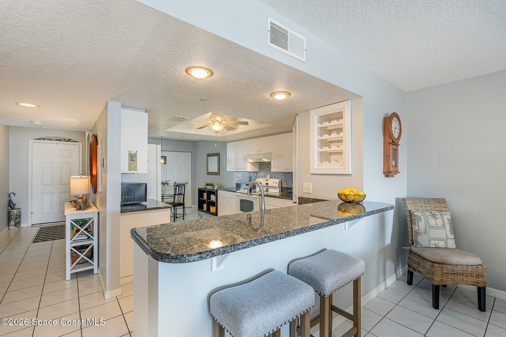 601 Shorewood Drive - Photo 7