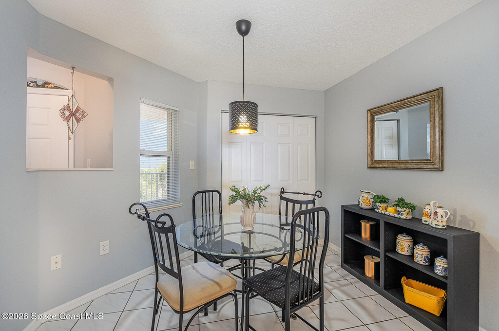 601 Shorewood Drive - Photo 6