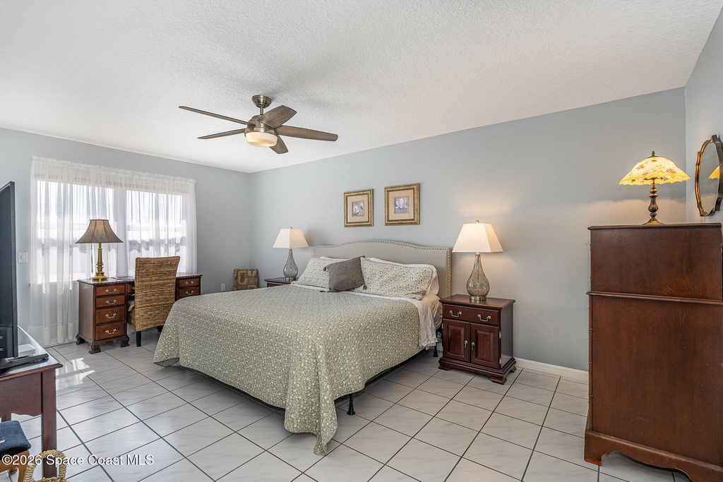 601 Shorewood Drive - Photo 13